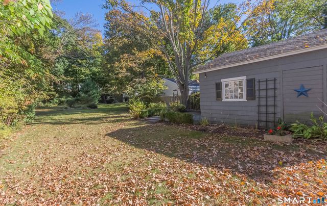 798 Mill Plain Road, Fairfield, CT 06824