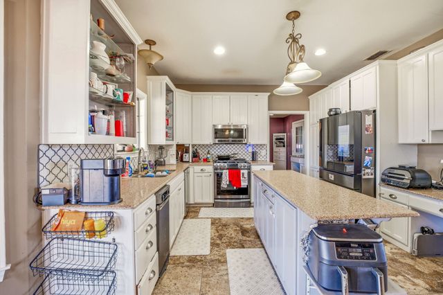 6363 E Fm 1188, Bluff Dale, TX 76433