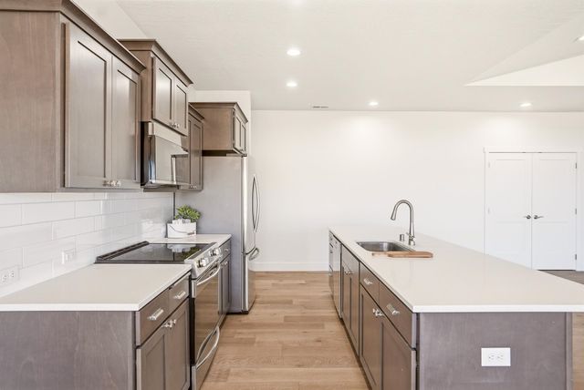 16612 W ROLLING HILLS ESTATES Ln, Cheney, WA 99004