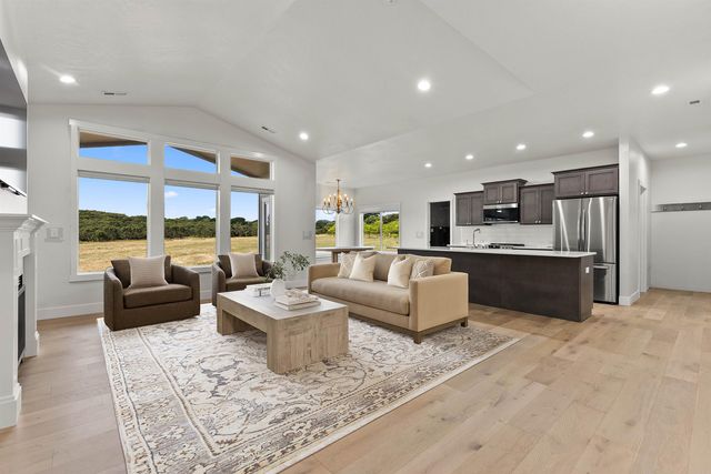 16612 W ROLLING HILLS ESTATES Ln, Cheney, WA 99004