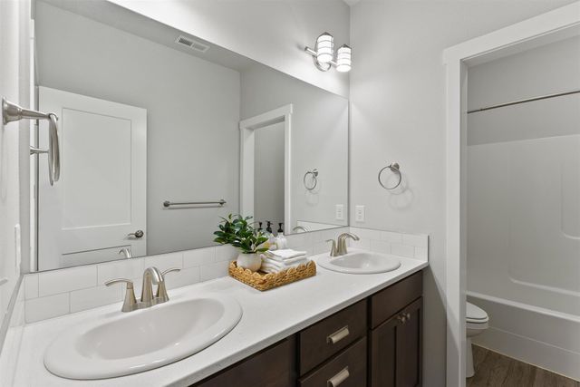 16612 W ROLLING HILLS ESTATES Ln, Cheney, WA 99004