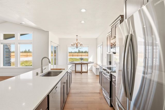 16612 W ROLLING HILLS ESTATES Ln, Cheney, WA 99004