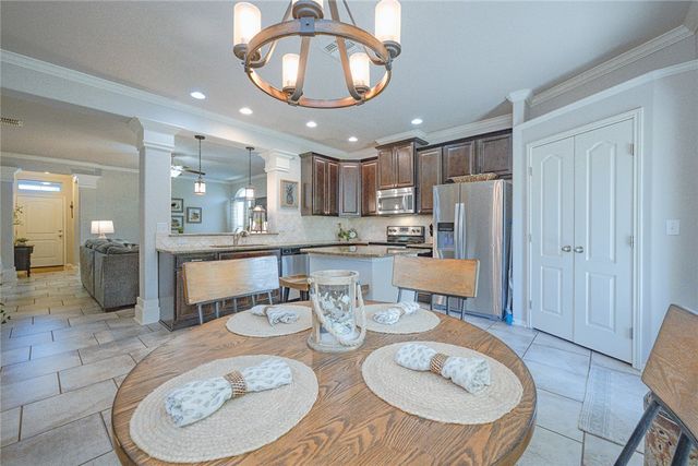 401 Inverrary Dr 36, Rockport, TX 78382