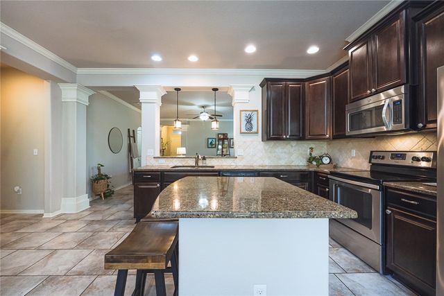 401 Inverrary Dr 36, Rockport, TX 78382