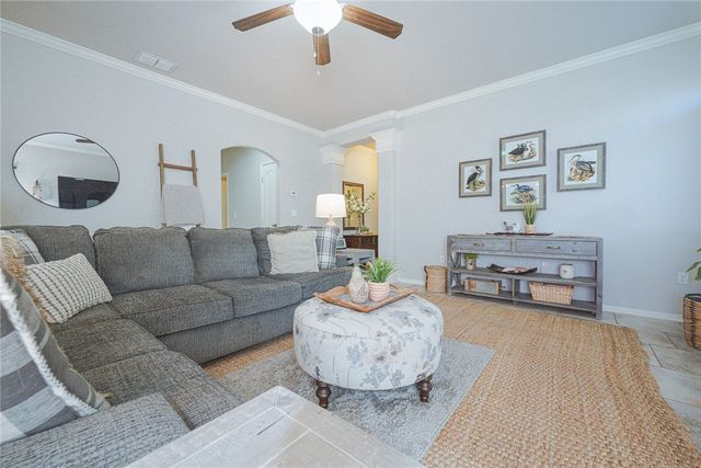 401 Inverrary Dr 36, Rockport, TX 78382