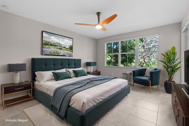 5319 Falcon Trail, Davie, FL 33314