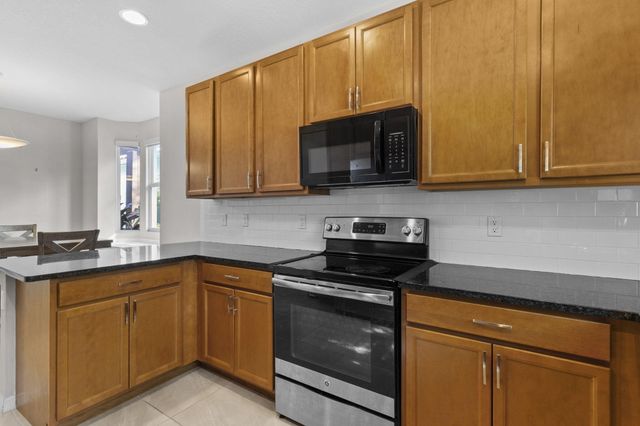 5319 Falcon Trail, Davie, FL 33314