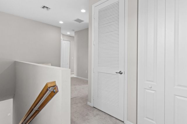 5319 Falcon Trail, Davie, FL 33314