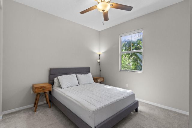 5319 Falcon Trail, Davie, FL 33314