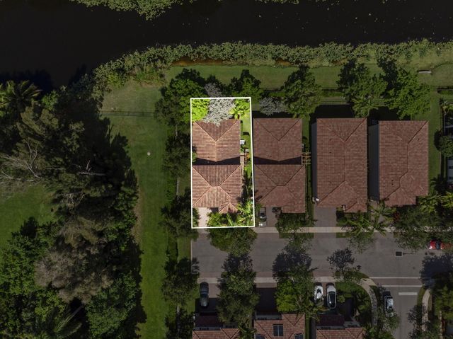 5319 Falcon Trail, Davie, FL 33314