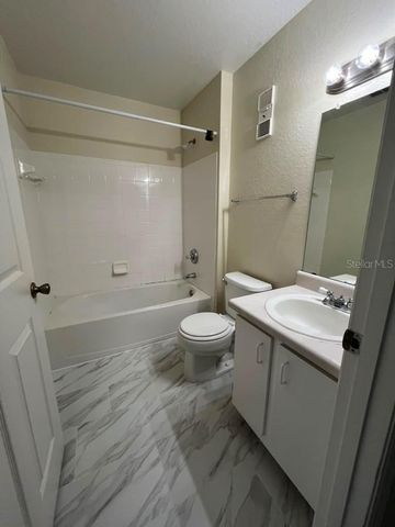 13025 MULBERRY PARK DRIVE 332, Orlando, FL 32821