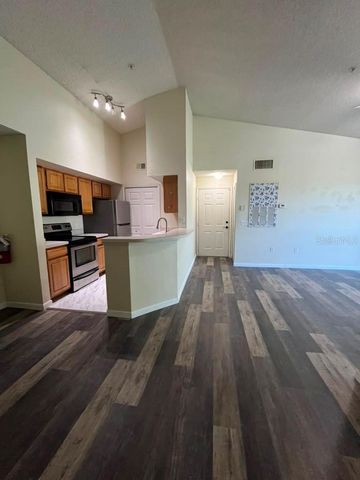 13025 MULBERRY PARK DRIVE 332, Orlando, FL 32821
