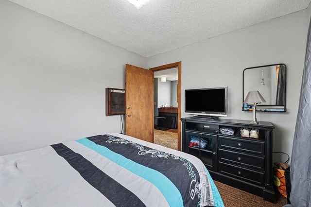 1610 Mull Road, Manchester Twp, MI 49287