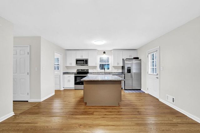 3091 Clifton SE Road, Smyrna, GA 30080