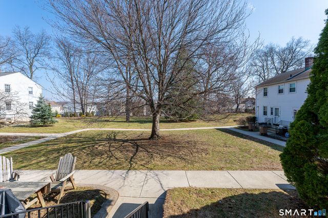 221 Sylvan Knoll Road, Stamford, CT 06902