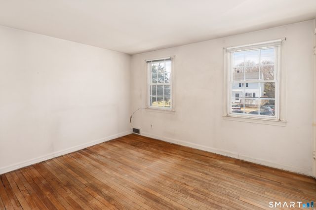 221 Sylvan Knoll Road, Stamford, CT 06902