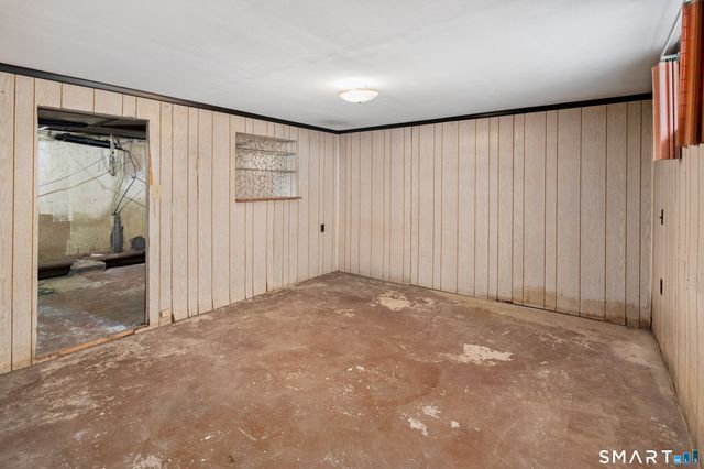 221 Sylvan Knoll Road, Stamford, CT 06902