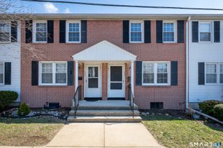 221 Sylvan Knoll Road, Stamford, CT 06902