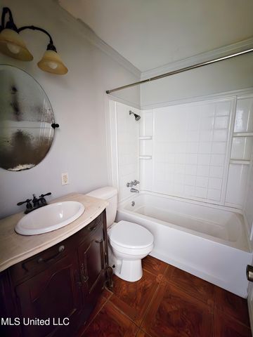 1925 C W Webb Road, Gautier, MS 39553
