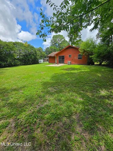 1925 C W Webb Road, Gautier, MS 39553