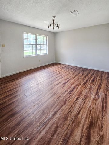 1925 C W Webb Road, Gautier, MS 39553