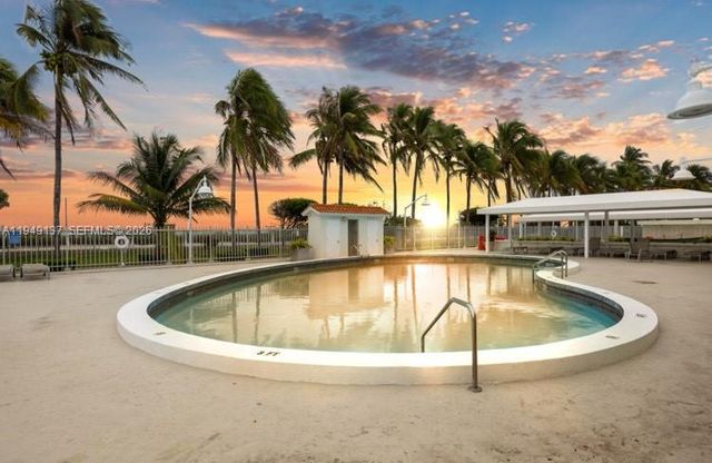 2899 Collins Ave 1638, Miami Beach, FL 33140