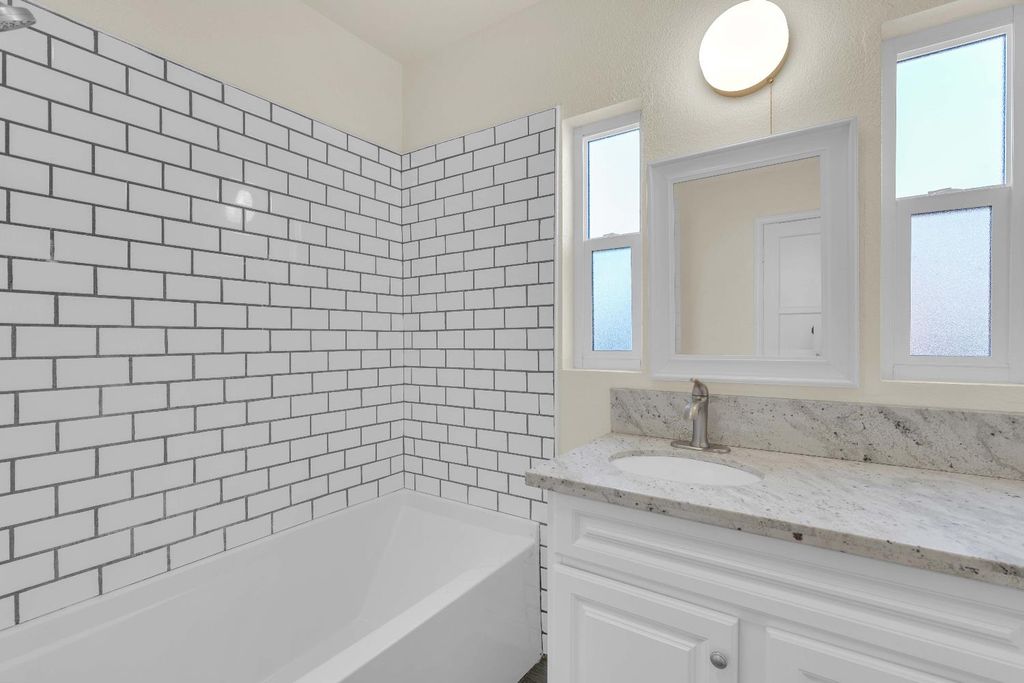 Image 22 of property listing at 3824 Arden Drive S, Fresno, CA 93703