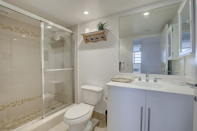 3000 S Ocean Drive 1100, Hollywood, FL 33019