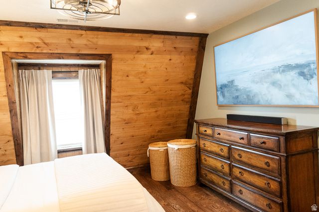 6061 S DEE PARK DR, Taylorsville, UT 84129