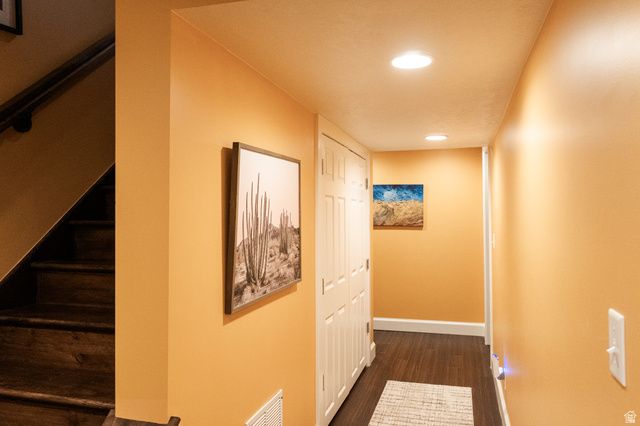 6061 S DEE PARK DR, Taylorsville, UT 84129