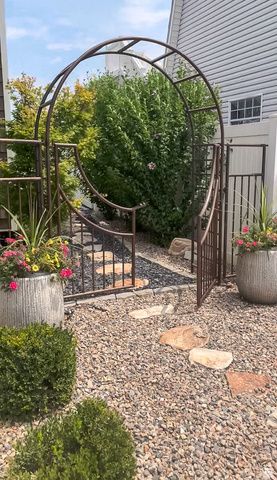 6061 S DEE PARK DR, Taylorsville, UT 84129