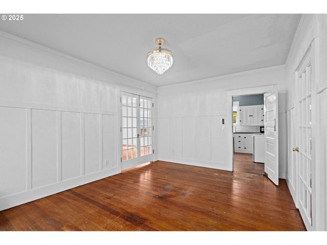 322 W C St, Rainier, OR 97048