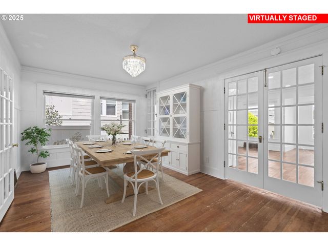 322 W C St, Rainier, OR 97048