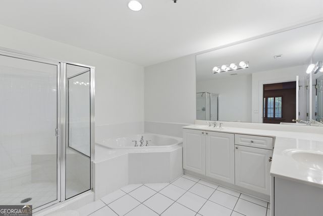 211 Colonial Homes Drive NW 2203, Atlanta, GA 30309