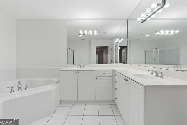 211 Colonial Homes Drive NW 2203, Atlanta, GA 30309