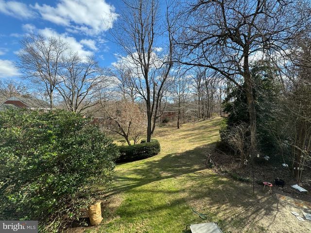 1726 PRESTON RD, Alexandria, VA 22302