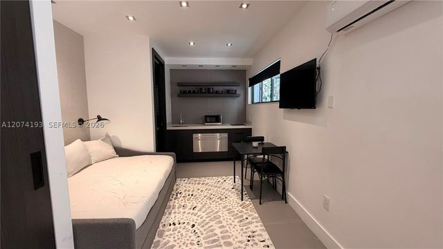 1024 Lenox Ave 8, Miami Beach, FL 33139