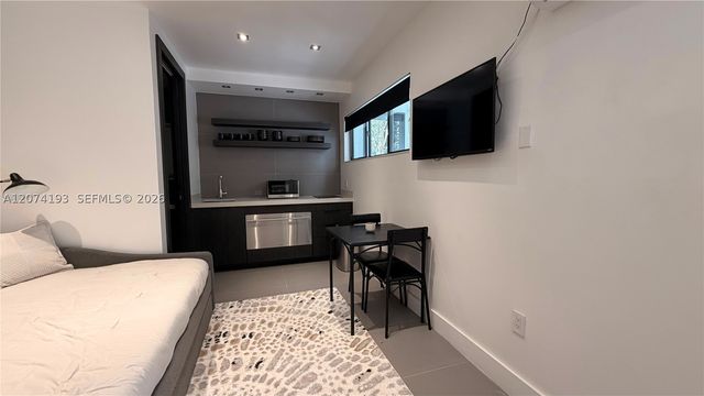 1024 Lenox Ave 8, Miami Beach, FL 33139