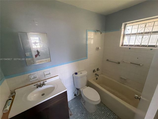 22192 SW 117th Ave 1, Miami, FL 33170