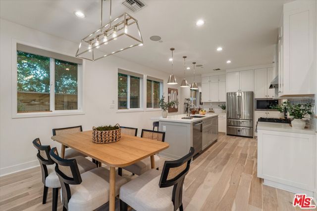 1741 S Marvin Avenue, Los Angeles, CA 90019