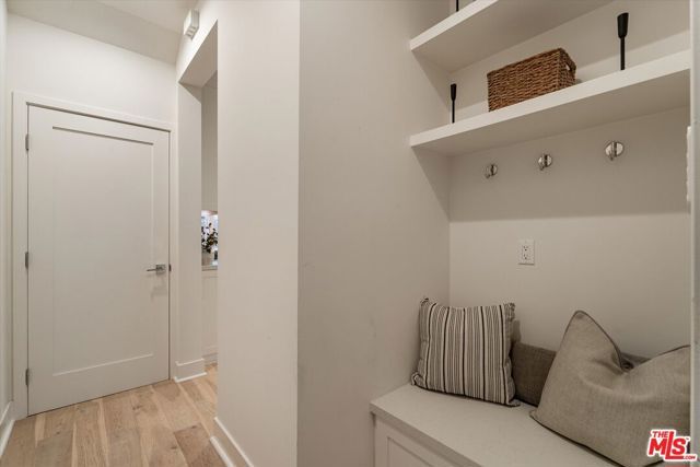 1741 S Marvin Avenue, Los Angeles, CA 90019