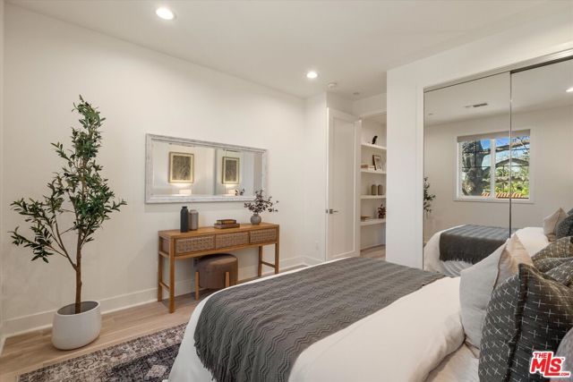 1741 S Marvin Avenue, Los Angeles, CA 90019