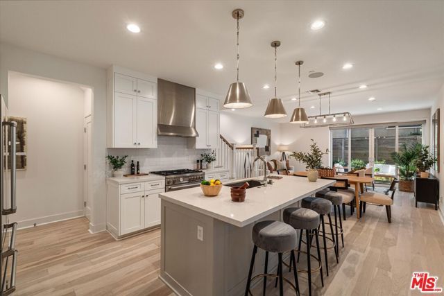 1741 S Marvin Avenue, Los Angeles, CA 90019