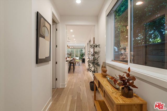 1741 S Marvin Avenue, Los Angeles, CA 90019