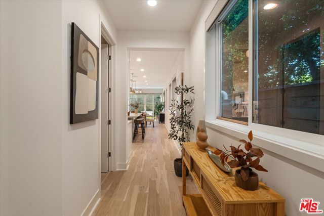 1741 S Marvin Avenue, Los Angeles, CA 90019