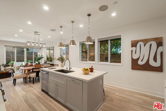 1741 S Marvin Avenue, Los Angeles, CA 90019