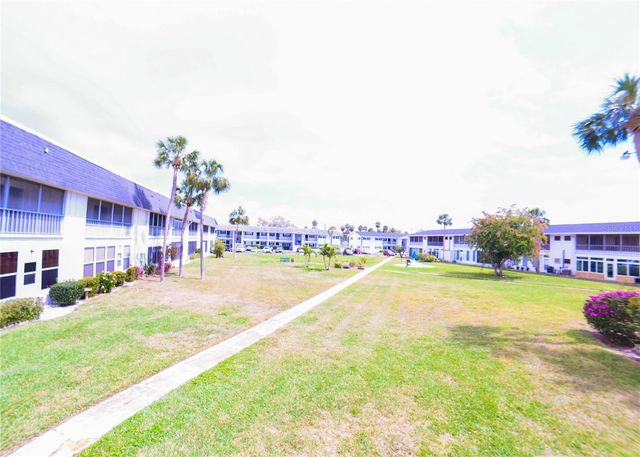 105 47TH AVENUE DRIVE W 377, Bradenton, FL 34207