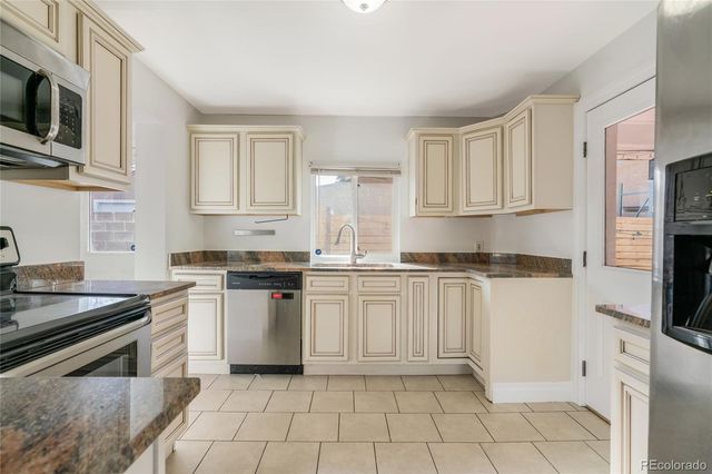 2900 E 36th Avenue, Denver, CO 80205