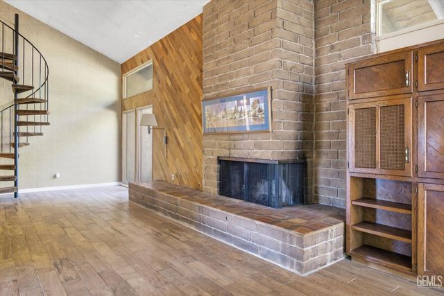 7700 Las Cruces Avenue, Bakersfield, CA 93309