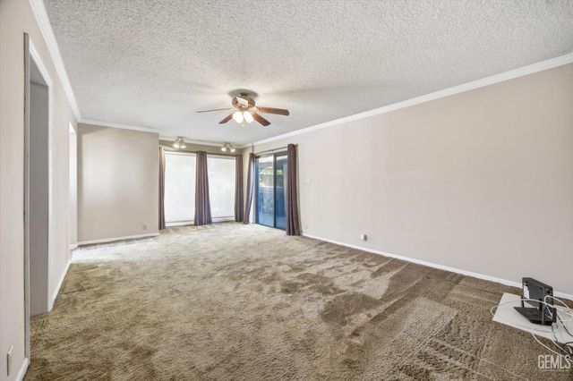 7700 Las Cruces Avenue, Bakersfield, CA 93309